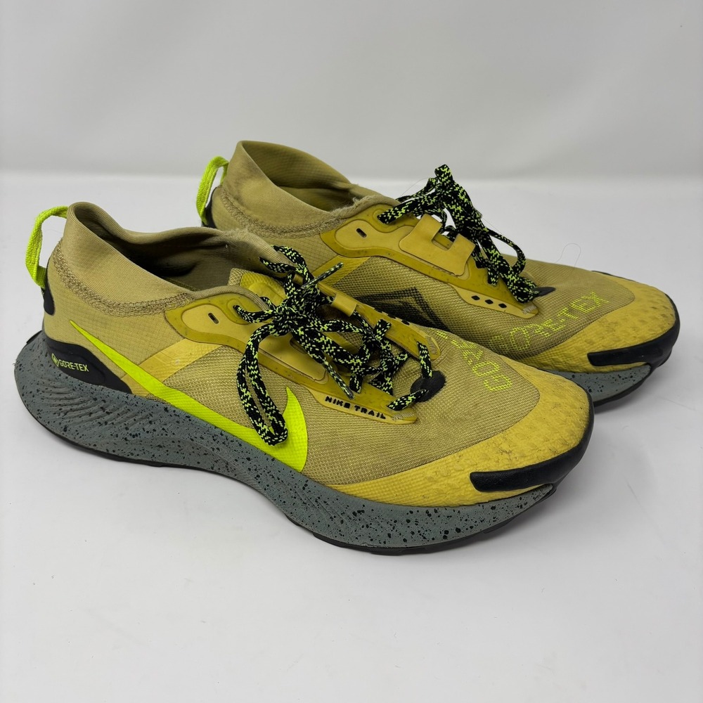 Nike Pegasus Trail 3 GORE-TEX M 7.5 Yellow Athletic Running Shoes DC8793-300